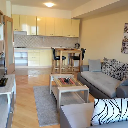 Exclusive Budget Апартаменти *