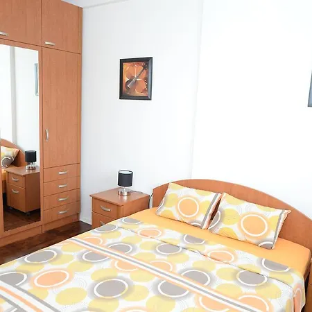 Exclusive Budget Apartment