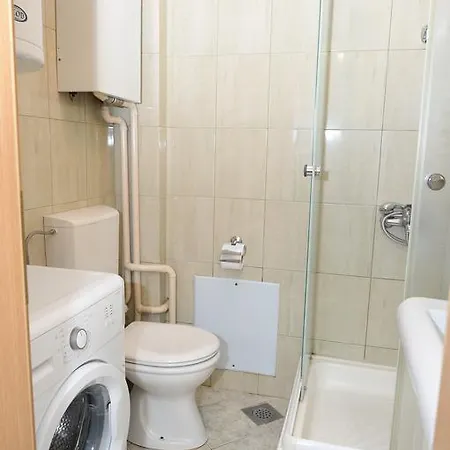 Apartment Exclusive Budget *