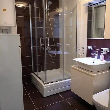 Exclusive Budget Apartment