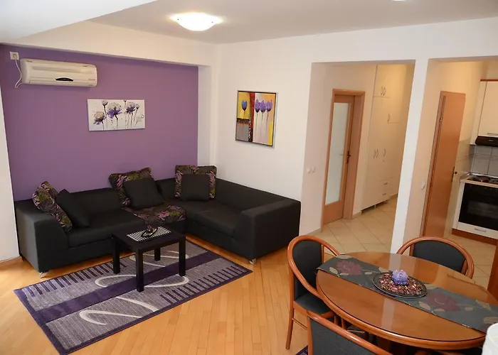 Exclusive Budget Апартаменти Скоп'є