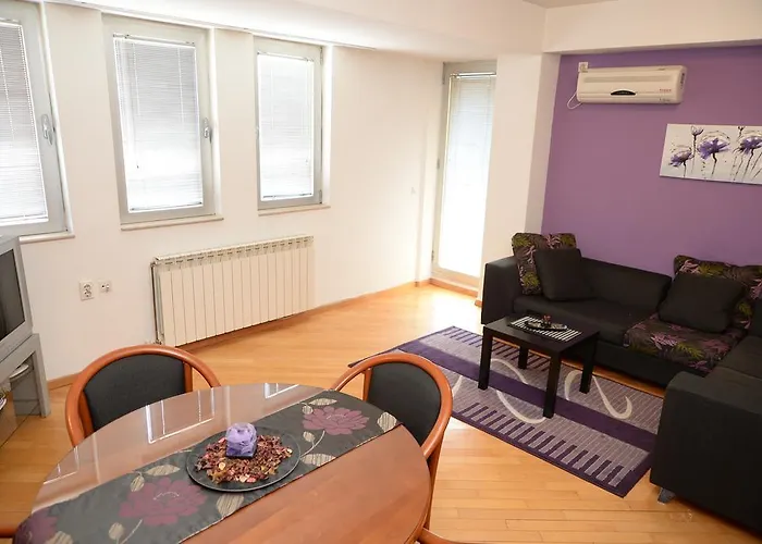 Exclusive Budget * Скоп'є