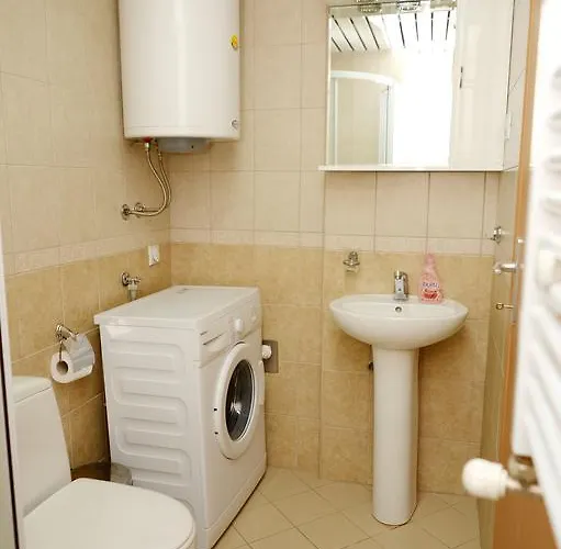 Exclusive Budget Скоп'є