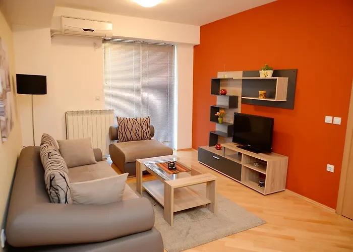 Exclusive Budget * Скоп'є